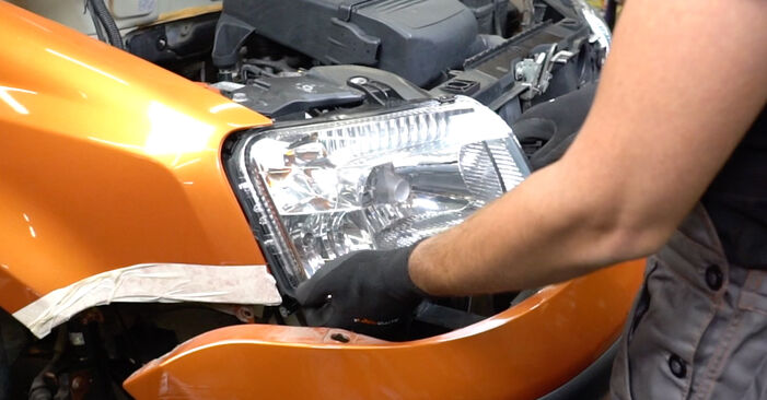 How to change Headlights on FIAT PANDA (169) 2015 - tips and tricks