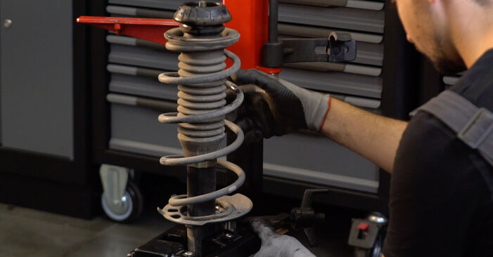How to change Springs on CITROËN C1 (PM_, PN_) 2007 - tips and tricks