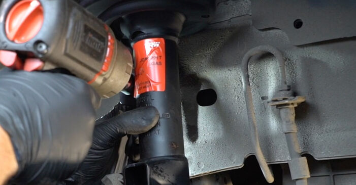 Ford Fiesta Mk6 1.4 2014 Federn wechseln: wie schwer ist es, selbst zu reparieren - Downloaden Sie sich illustrierte Anleitungen