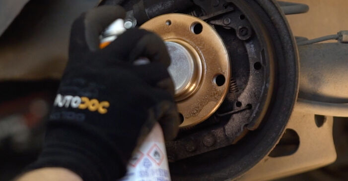 How to change Wheel Bearing on VW Polo Mk4 2001 - free PDF and video manuals