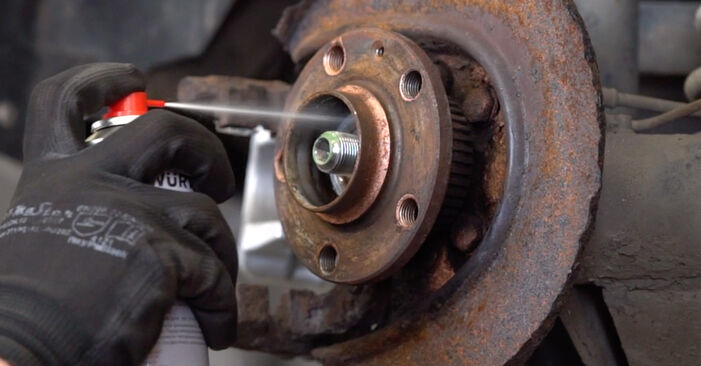 How to change Wheel Bearing on AUDI A3 Hatchback (8L1) 2000 - tips and tricks