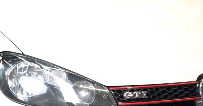 Cewka zapłonowa w VW GOLF VI (5K1) 1.4 TSI 2010 samodzielna wymiana - poradnik online