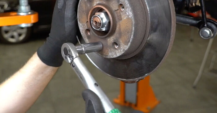 Combien de temps dure le remplacement : Roulement de roue sur FIAT PANDA - manuel PDF informatif