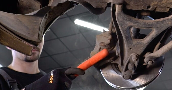 Need to know how to renew Brake Pads on RENAULT KANGOO 2004? This free workshop manual will help you to do it yourself