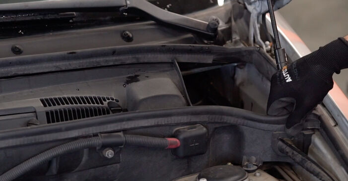 Slik bytter du BMW X5 (E53) 3.0 d 2001 Bremseskiver selv – trinn-for-trinn veiledninger og videoer