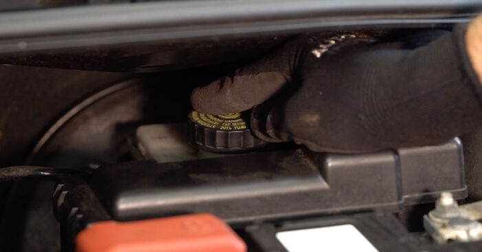 Bremsscheiben Toyota Aygo AB1 1.0 GPL (KGB10_) 2007 wechseln: Kostenlose Reparaturhandbücher