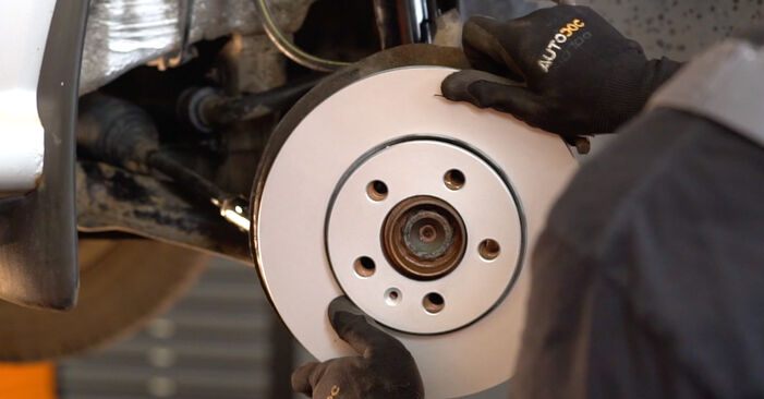 How to replace SKODA Fabia I Combi (6Y5) 1.4 16V 2001 Brake Discs - step-by-step manuals and video guides