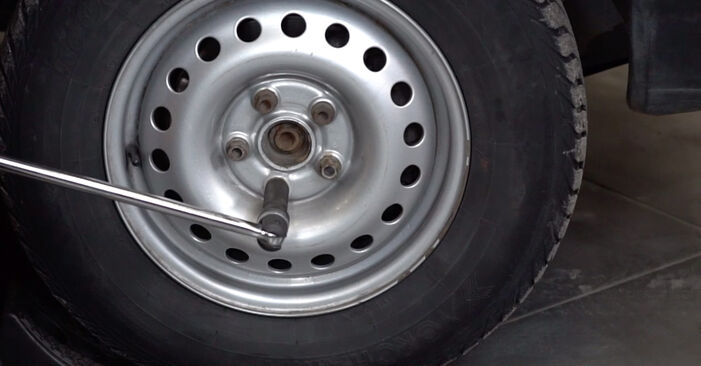 VW T4 2.4 D 1992 Bremsscheiben wechseln: Gratis Reparaturanleitungen