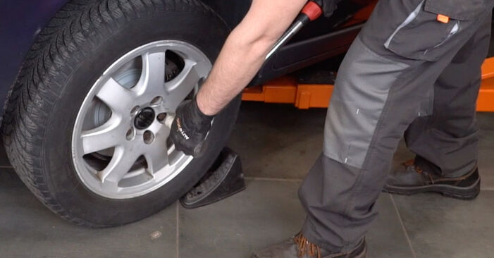 Hvordan man fjerner VOLVO V70 Bremseskiver - nem at følge online instruktioner
