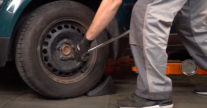 Hvor svært er det at gør-det-selv: Bremseskiver udskiftning på VW PASSAT - hent illustreret vejledning