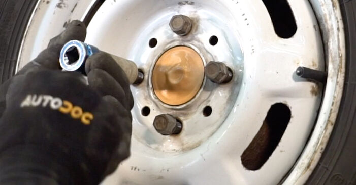 Wie schmierig ist es, selber zu reparieren: Radlager beim Renault Twingo Mk1 1.2 16V 1999 wechseln – Downloaden Sie sich Bildanleitungen