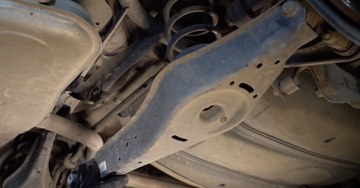 How to change Control Arm on VW TOURAN (1T1, 1T2) 2007 - tips and tricks