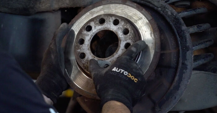 How to replace AUDI A4 Avant (8E5, B6) 1.9 TDI 2002 Brake Discs - step-by-step manuals and video guides