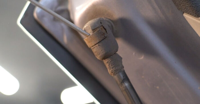 Opel Zafira B 1.8 (M75) 2007 Heckklappendämpfer wechseln: Gratis Reparaturanleitungen