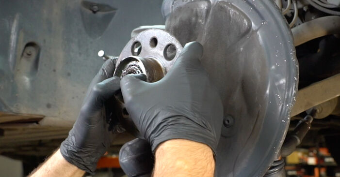 Replacing Wheel Bearing on Mercedes W211 2004 E 220 CDI 2.2 (211.006) by yourself