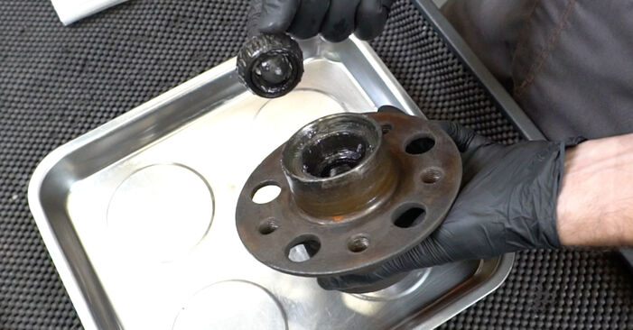 How to change Wheel Bearing on MERCEDES-BENZ E-Class Saloon (W211) 2006 - tips and tricks