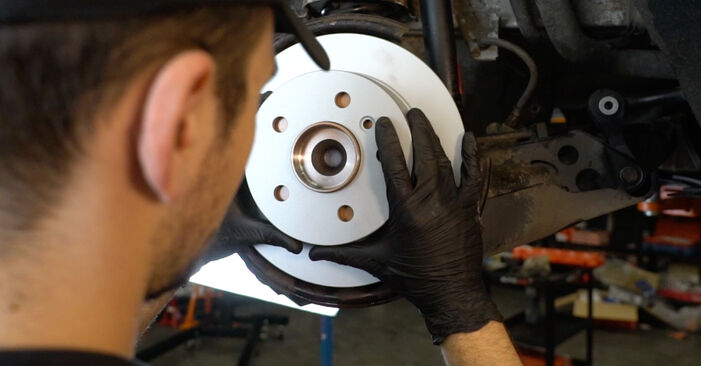 Changing Brake Discs on MERCEDES-BENZ B-Class (W245) B 200 2.0 (245.233) 2008 by yourself