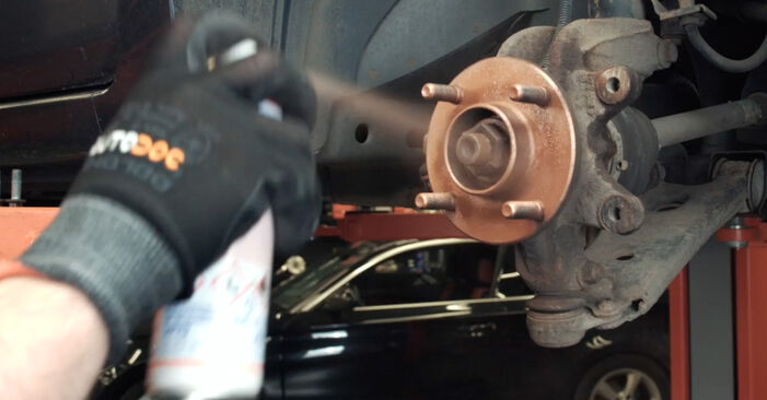 Ford Fiesta Mk5 1.4 16V 2003 Bremsscheiben wechseln: Kostenfreie Reparaturwegleitungen