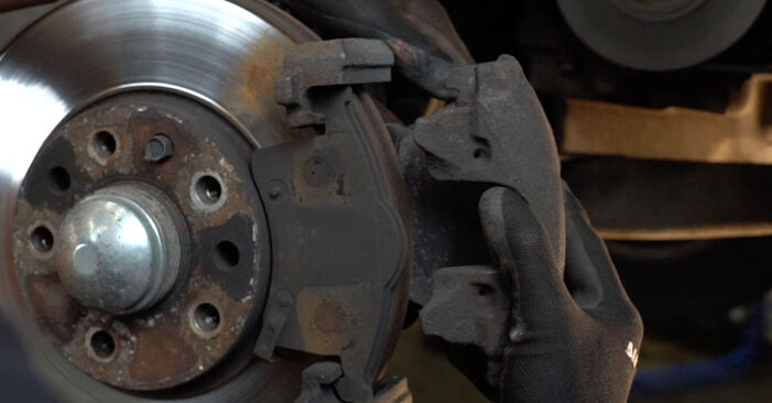 Replacing Brake Discs on Opel Zafira f75 2008 2.0 DTI 16V (F75) by yourself