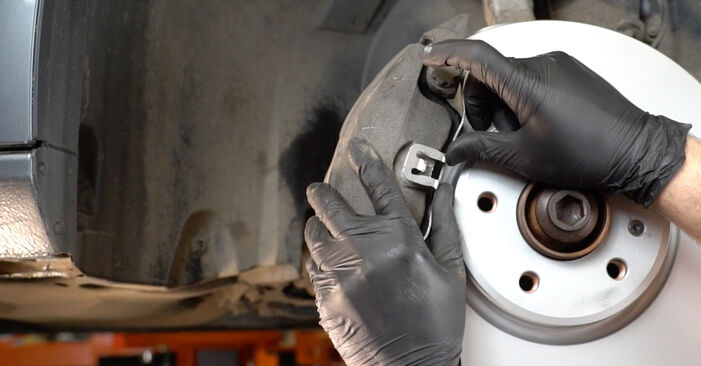 Changing Brake Pads on AUDI A4 Saloon (8K2, B8) 3.0 TDI quattro 2010 by yourself