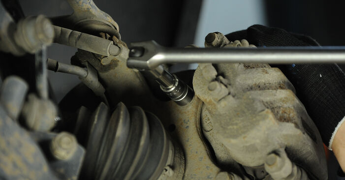 Wie kompliziert ist es, selbst zu reparieren: Bremsscheiben am KIA Sorento JC 3.3 2008 ersetzen – Laden Sie sich illustrierte Wegleitungen herunter