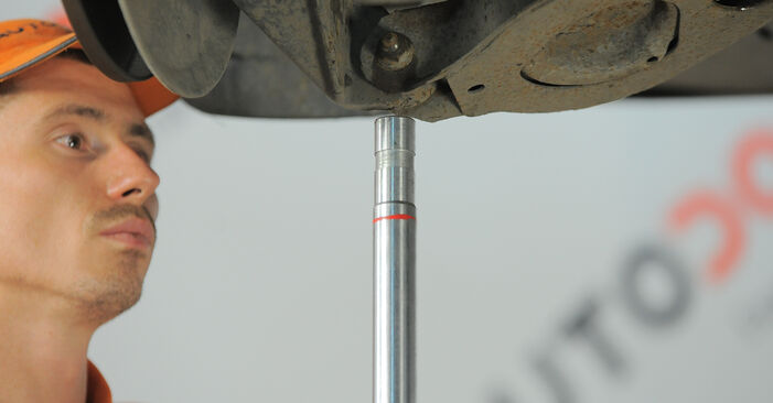 Wie schmierig ist es, selber zu reparieren: Stoßdämpfer beim Ford Mondeo Mk3 ST220 3.0 2006 wechseln – Downloaden Sie sich Bildanleitungen