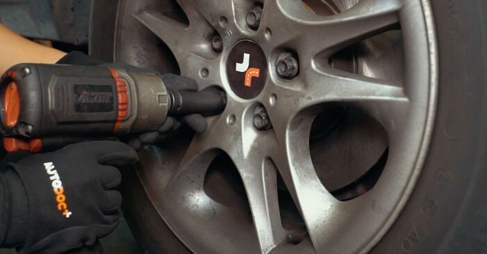 Combien de temps dure le remplacement : Plaquette de frein sur BMW X3 - manuel PDF informatif