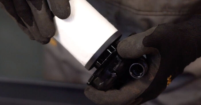 Replacing Fuel Filter on Opel Corsa C 2014 1.2 (F08, F68) by yourself