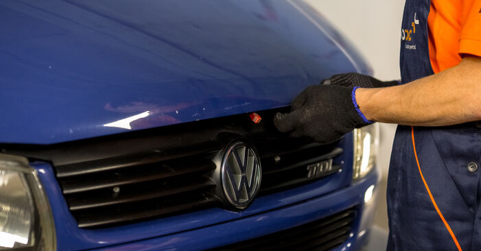 Comment changer les Filtre à Carburant sur VW TRANSPORTER - Manuels PDF et vidéo gratuits