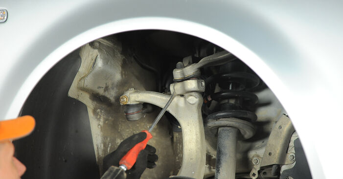 Wie schmierig ist es, selber zu reparieren: Federn beim Audi A4 B6 2.5 TDI 2001 wechseln – Downloaden Sie sich Bildanleitungen