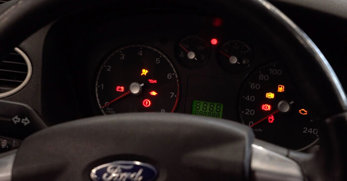 Recomendaciones paso a paso para la sustitución por su cuenta Ford Mondeo bwy 2005 2.2 TDCi Filtro de Combustible