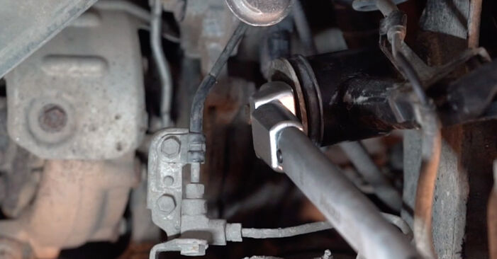 How to change Control Arm on TOYOTA LAND CRUISER (KDJ12_, GRJ12_) 2005 - tips and tricks