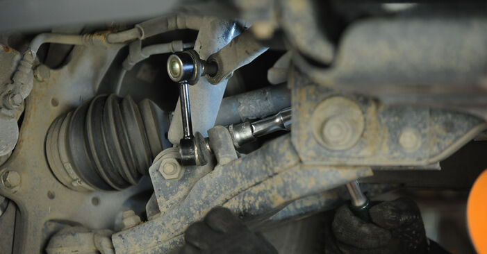How hard is it to do yourself: Anti Roll Bar Links replacement on KIA Sorento jc 3.3 2008 - download illustrated guide