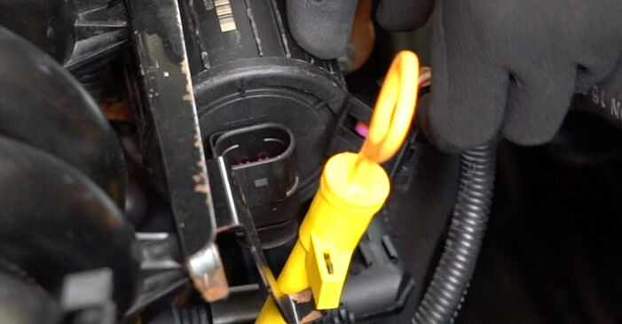 Cómo quitar Termostato en un VW GOLF 1.8 T 2001 - instrucciones online fáciles de seguir