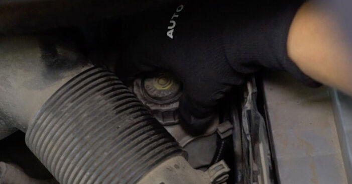 Tidsforbruk: Bytte av Bremseklosser på VW Caddy Mk3 2012 – informativ PDF-veiledning
