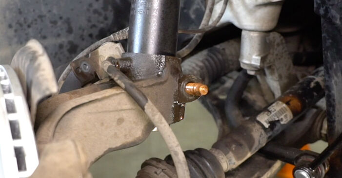 Wie schmierig ist es, selber zu reparieren: Stoßdämpfer beim VW Caddy 3 kasten 2.0 TDI 16V 2010 wechseln – Downloaden Sie sich Bildanleitungen