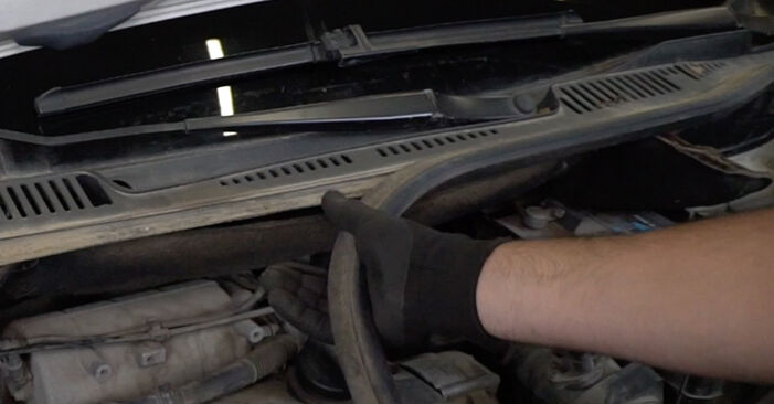Смяна на VW Caddy 3 Ван 1.6 TDI 2006 Пружинно окачване: безплатни наръчници за ремонт