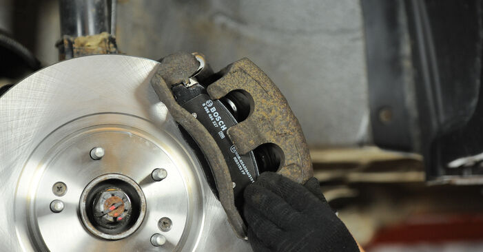 DIY replacement of Brake Pads on HYUNDAI SANTA FÉ II (CM) 2.2 CRDi 2011 is not an issue anymore with our step-by-step tutorial