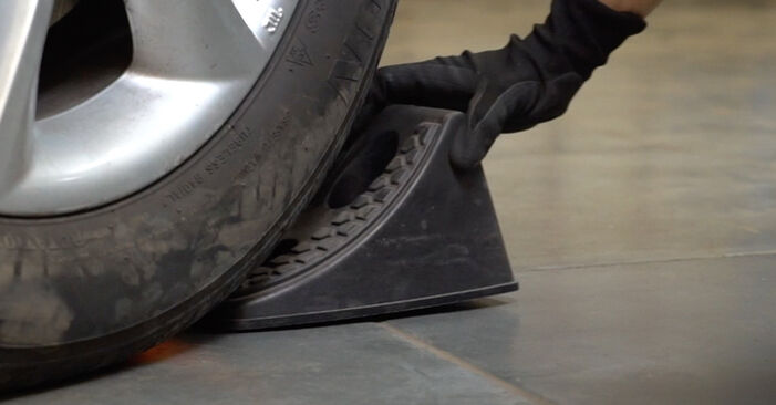 Vanskelighetsgrad: Bytte av Bremseklosser på Hyundai Santa Fe CM 2.4 4x4 2011 – last ned illustrert veiledning