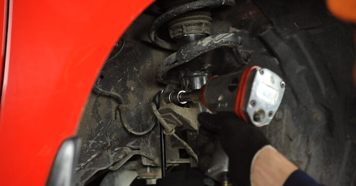 Wie kompliziert ist es, selbst zu reparieren: Domlager am Mazda 3 Limousine 1.4 2005 ersetzen – Laden Sie sich illustrierte Wegleitungen herunter