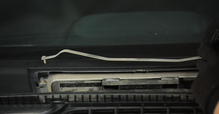 Sostituzione Molla Ammortizzatore posteriore (sinistro e destro) su Mercedes Vito W639 116 CDI 4x4 (639.701, 639.703, 639.705) 2009 - scarica la guida illustrata