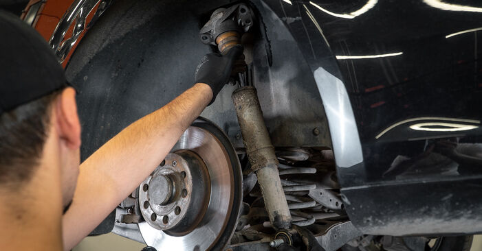 Replacing Shock Absorber on Touran 1t3 2014 1.6 TDI by yourself