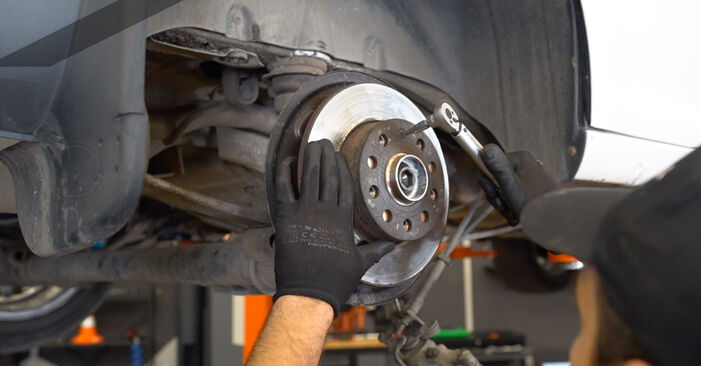 Changer Roulement de roue sur VW CADDY par vous-même