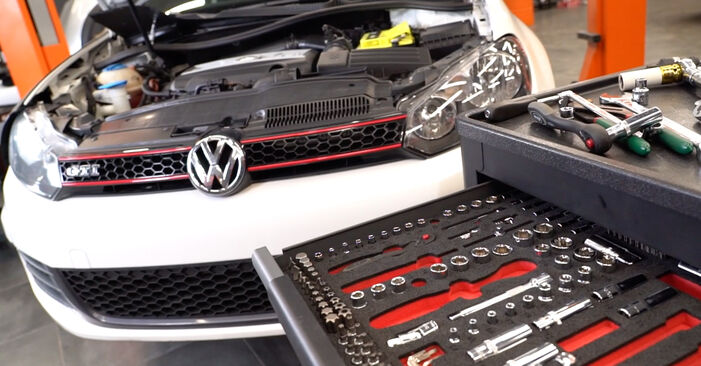 Schimbare Bara torsiune VW Golf 6 2.0 TDI 2010: manualele de atelier gratuite