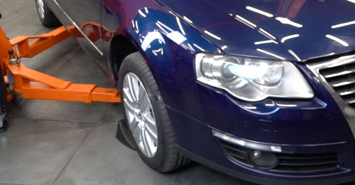 Hvordan skifte VW PASSAT 2005 Bærebru trinn–for–trinn veiledning