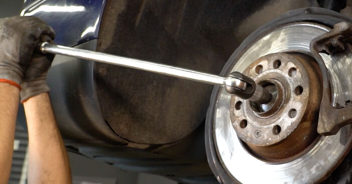 Tausch Tutorial Radlager am VW Passat Variant (3C5) 2010 wechselt - Tipps und Tricks
