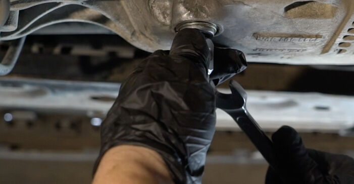 Wie kompliziert ist es, selbst zu reparieren: Ölfilter am Renault Clio 3 1.5 dCi 2011 ersetzen – Laden Sie sich illustrierte Wegleitungen herunter