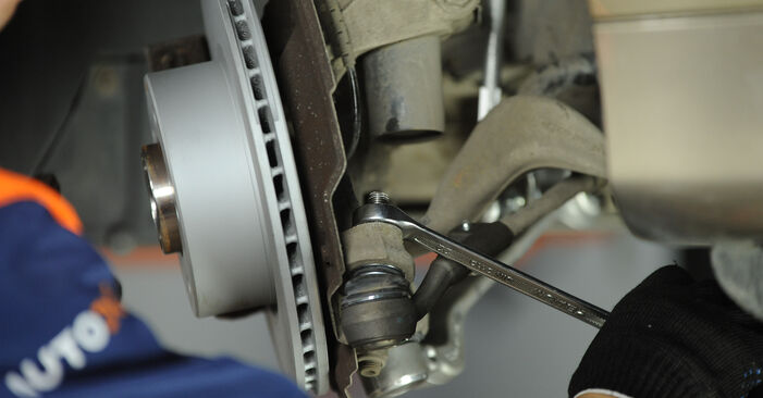 Wie kompliziert ist es, selbst zu reparieren: Domlager am BMW E90 325d 3.0 2010 ersetzen – Laden Sie sich illustrierte Wegleitungen herunter