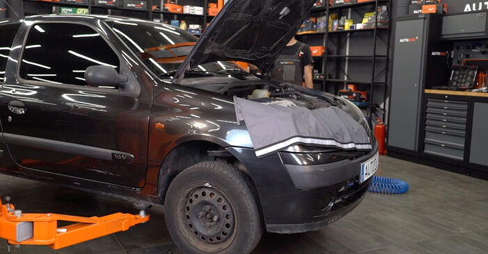 Spurstangenkopf Renault Clio 2 1.5 dCi 2000 wechseln: Kostenlose Reparaturhandbücher