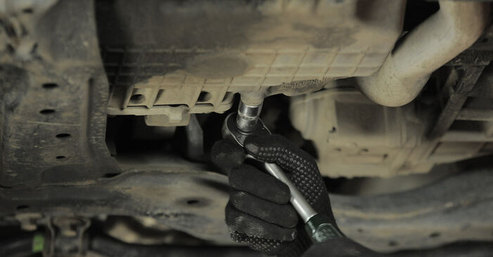 Vanskelighetsgrad: Bytte av Oljefilter på Honda CR-V II 2.4 4WD (RD7) 2003 – last ned illustrert veiledning